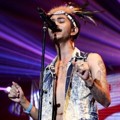 Killing Me Inside di Acara Youth on The Move